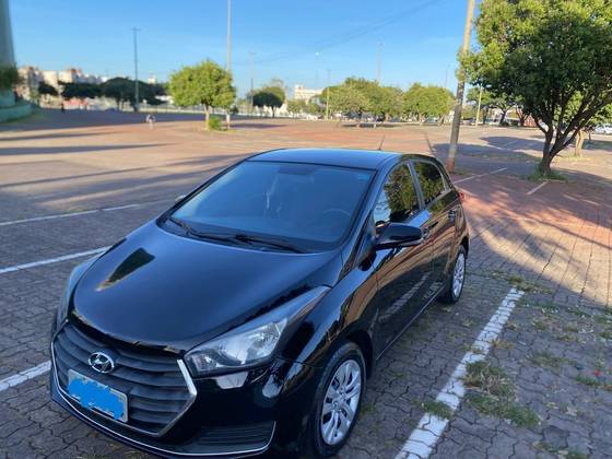 HYUNDAI HB20 1.0 COMFORT 12V FLEX 4P MANUAL